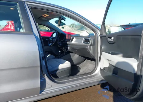 2023 Kia Rio S z USA, uszkodzony, nr VIN 3KPA24AD4PE592267
